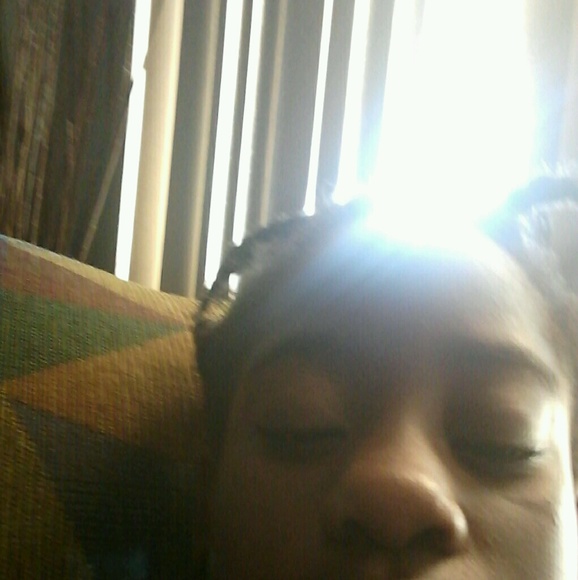 Meet your Posher, Jael - Picture 1 of 1